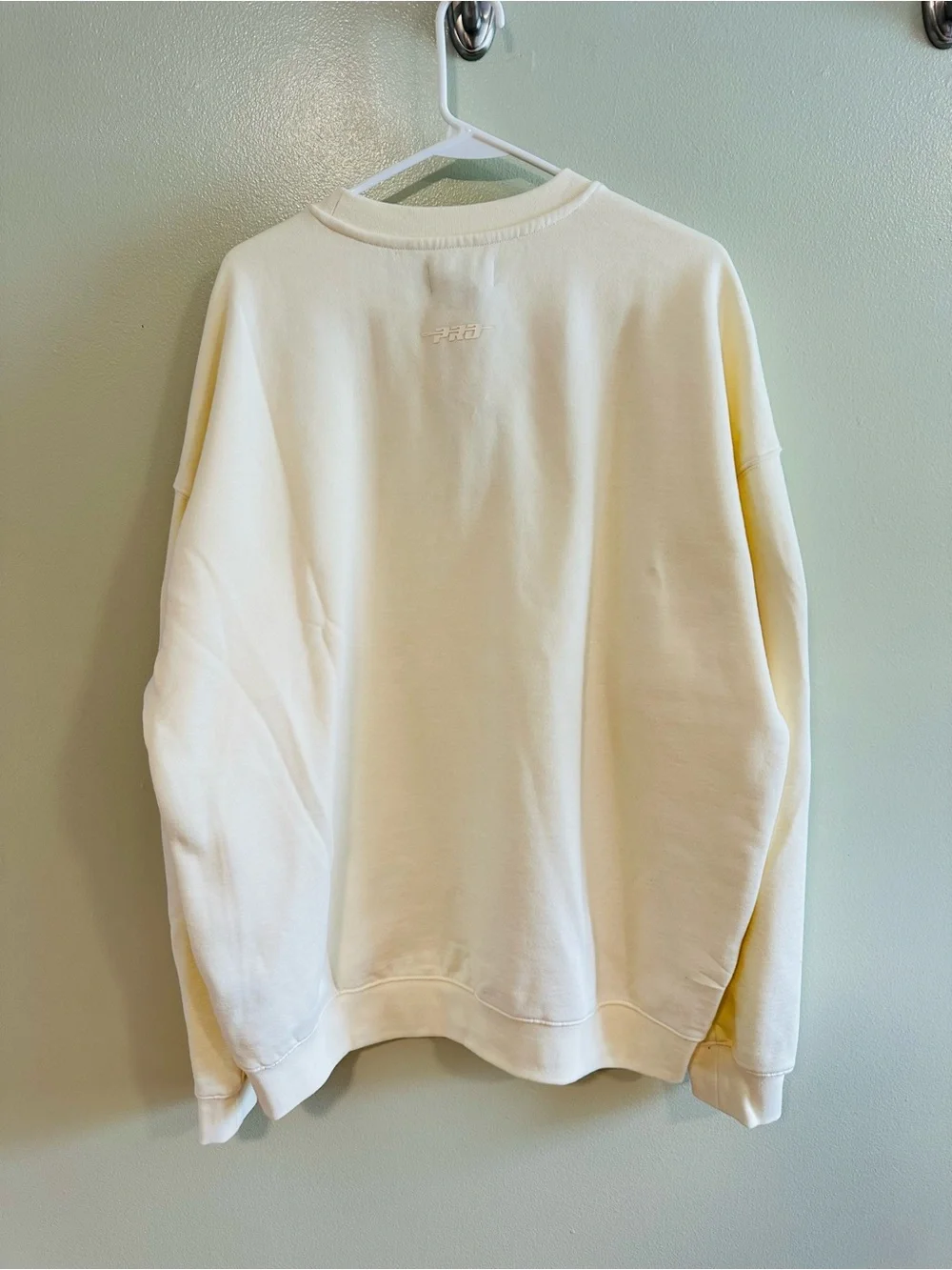 Pro Standard New York Yankees Tonal Logo Crewneck Sweatshirt